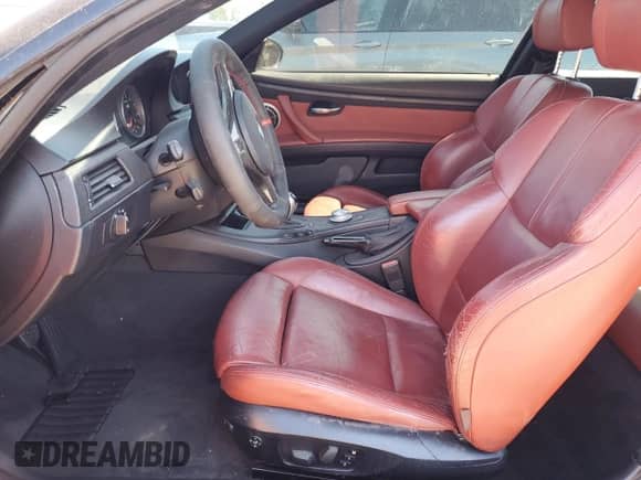 2008 BMW 3 Series M3 с VIN WBSWD93538PY41980, выставлен на аукционе Copart как лот 66673985 с пробегом Не указан миль и Списание • Salvage title. История ставок и продаж доступна на DreamBid. Изображение 7.