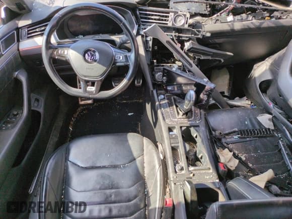 ✅ 2019 Volkswagen Arteon SEL R-Line • VIN: WVWHR7AN6KE026930 • Lot: 64486175. Wystawiony na Copart z przebiegiem Nie podano. Bezpłatny archiwum sprzedaży aukcyjnych z USA i szczegółowy raport historii pojazdu na DreamBid. Zdjęcie 8.