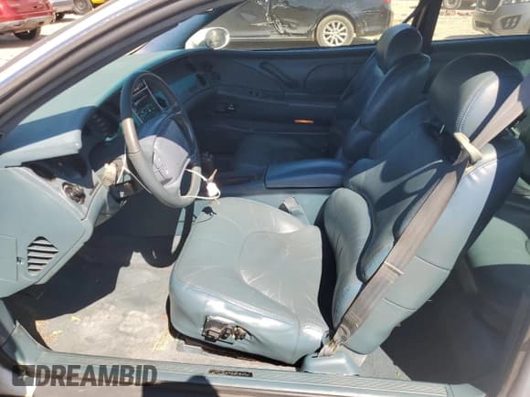 ✅ 1996 Buick Riviera • VIN: 1G4GD2212T4714225 • Лот: 73971954. Опубликован ранее на Copart с пробегом 112 610 миль. Бесплатный доступ к архиву аукционных продаж из США и подробный отчёт об истории автомобиля на DreamBid. Изображение 7.