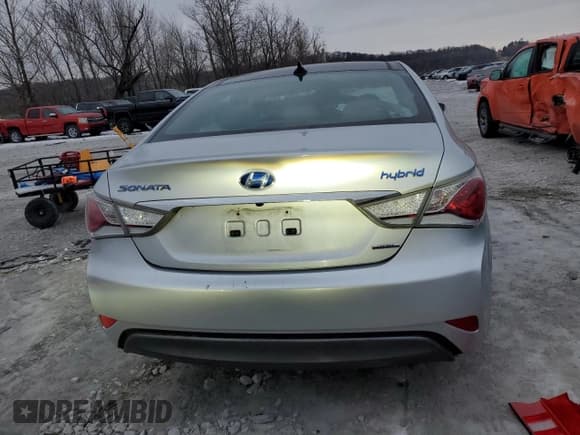 ✅ 2014 Hyundai Sonata Limited • VIN: KMHEC4A45EA102381 • Lot: 89015955. Listed on Copart with 160,628 mi. Free auction sales archive from the USA and detailed vehicle history report at DreamBid. Image 6.