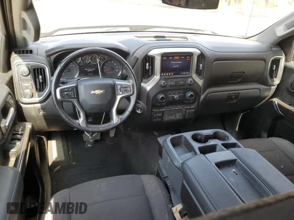 ✅ 2020 Chevrolet Silverado 1500 LT • VIN: 1GCRWCED6LZ120002 • Lot: 75099744. Wystawiony na Copart z przebiegiem 111 167 mil. Bezpłatny archiwum sprzedaży aukcyjnych z USA i szczegółowy raport historii pojazdu na DreamBid. Zdjęcie 8.