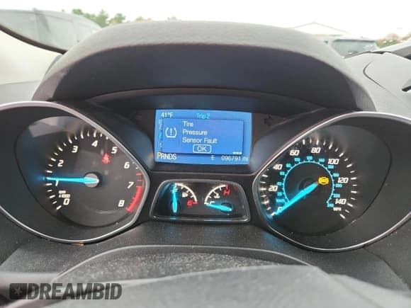 ✅ 2013 Ford Escape SE • VIN: 1FMCU9GX3DUD47566 • Lot: 90402605. Listed on Copart with 96,791 mi. Free auction sales archive from the USA and detailed vehicle history report at DreamBid. Image 9.