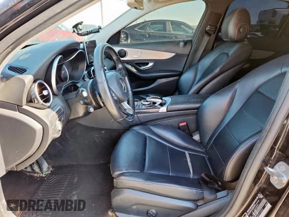 ✅ 2016 Mercedes-Benz C 300 • VIN: 55SWF4JB6GU172222 • Lot: 91271625. Listed on Copart with 149,977 mi. Free auction sales archive from the USA and detailed vehicle history report at DreamBid. Image 7.