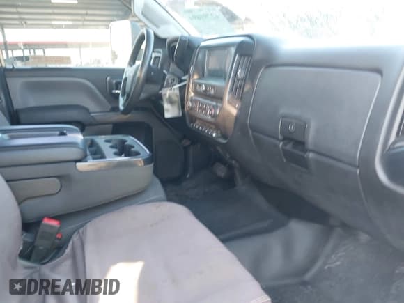 ✅ 2019 Chevrolet Silverado 2500HD Work Truck • VIN: 1GC1CREG5KF254714 • Lot: 42791694. Wystawiony na IAAI z przebiegiem 298 620 mil. Bezpłatny archiwum sprzedaży aukcyjnych z USA i szczegółowy raport historii pojazdu na DreamBid. Zdjęcie 5.