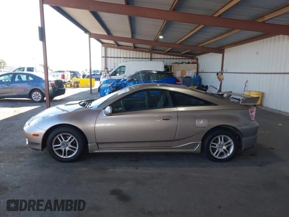 ✅ 2005 Toyota Celica GT • VIN: JTDDR32T550182074 • Lot: 42909650. Wystawiony na IAAI z przebiegiem 156 200 mil. Bezpłatny archiwum sprzedaży aukcyjnych z USA i szczegółowy raport historii pojazdu na DreamBid. Zdjęcie 15.