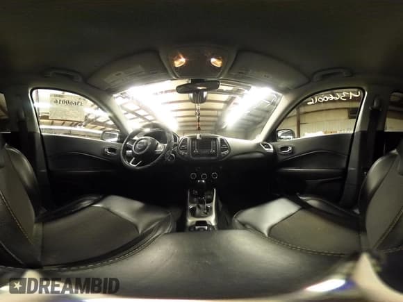 ✅ 2018 Jeep Compass Latitude • VIN: 3C4NJDBB4JT434631 • Лот: 43660016. Опубликован ранее на IAAI с пробегом 126 358 миль. Бесплатный доступ к архиву аукционных продаж из США и подробный отчёт об истории автомобиля на DreamBid. Изображение 19.