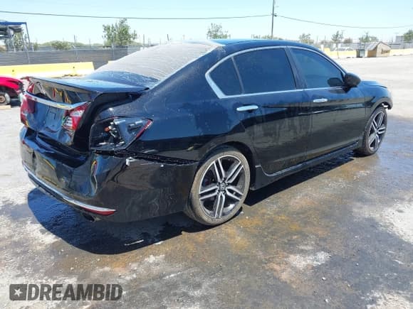 ✅ 2016 Honda Accord Sport • VIN: 1HGCR2F59GA025809 • Lot: 42465440. Listed on IAAI with 104,726 mi. Free auction sales archive from the USA and detailed vehicle history report at DreamBid. Image 4.