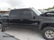 ✅ 2007 Chevrolet Silverado 2500HD LT1 • VIN: 1GCHK23D07F140810 • Lot: 42036025. Wystawiony na IAAI z przebiegiem 230 002 mil. Bezpłatny archiwum sprzedaży aukcyjnych z USA i szczegółowy raport historii pojazdu na DreamBid. Zdjęcie 13.