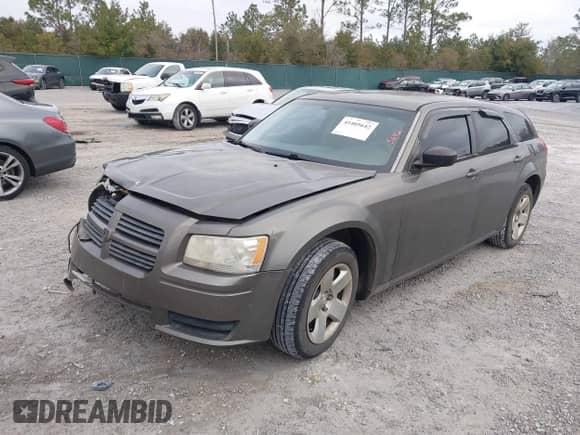 2008 Dodge Magnum z VIN 2D4FV47T98H167521, wystawiony jako IAAI lot #41405642 z przebiegiem 237 140 mil mil oraz . Historia ofert i sprzedaży dostępna na DreamBid. Obrazek 2.