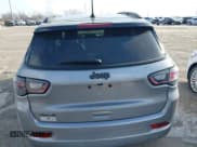 ✅ 2023 Jeep Compass (RED) Edition • VIN: 3C4NJDCN4PT512584 • Lot: 41378904. Wystawiony na IAAI z przebiegiem 43 690 mil. Bezpłatny archiwum sprzedaży aukcyjnych z USA i szczegółowy raport historii pojazdu na DreamBid. Zdjęcie 16.