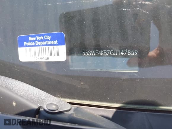 ✅ 2016 Mercedes-Benz C 300 Luxury • VIN: 55SWF4KB7GU147859 • Lot: 42792138. Listed on IAAI with Not provided. Free auction sales archive from the USA and detailed vehicle history report at DreamBid. Image 16.