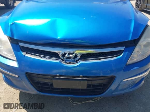 2010 Hyundai Elantra SE z VIN KMHDC8AE1AU051420, wystawiony jako IAAI lot #42369711 z przebiegiem 123 223 mil mil oraz . Historia ofert i sprzedaży dostępna na DreamBid. Obrazek 6.