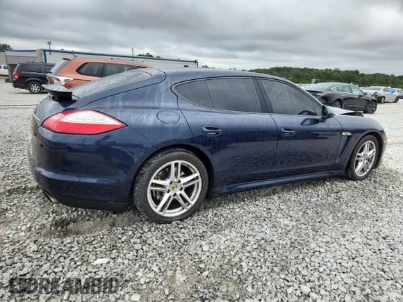 ✅ 2011 Porsche Panamera • VIN: WP0AA2A78BL017154 • Лот: 84988895. Опубликован ранее на Copart с пробегом 151 384 миль. Бесплатный доступ к архиву аукционных продаж из США и подробный отчёт об истории автомобиля на DreamBid. Изображение 3.