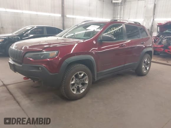 ✅ 2019 Jeep Cherokee Trailhawk • VIN: 1C4PJMBX7KD328864 • Lot: 43159443. Wystawiony na IAAI z przebiegiem 168 010 mil. Bezpłatny archiwum sprzedaży aukcyjnych z USA i szczegółowy raport historii pojazdu na DreamBid. Zdjęcie 2.