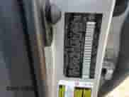 2019 Toyota Camry LE z VIN 4T1B11HK1KU820984, wystawiony jako Copart lot #71323335 z przebiegiem 93 055 mil mil oraz Szkoda całkowita • Salvage title. Historia ofert i sprzedaży dostępna na DreamBid. Obrazek 12.