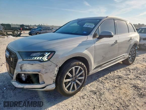 ✅ 2024 Audi Q7 Premium Plus • VIN: WA1LCBF77RD001540 • Lot: 81607555. Listed on Copart with 11,764 mi. Free auction sales archive from the USA and detailed vehicle history report at DreamBid. Image 1.