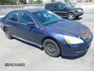 2006 Honda Accord LX с VIN 1HGCM564X6A019975, выставлен на аукционе IAAI как лот 43085307 с пробегом 369 535 миль миль и . История ставок и продаж доступна на DreamBid. Изображение 1.