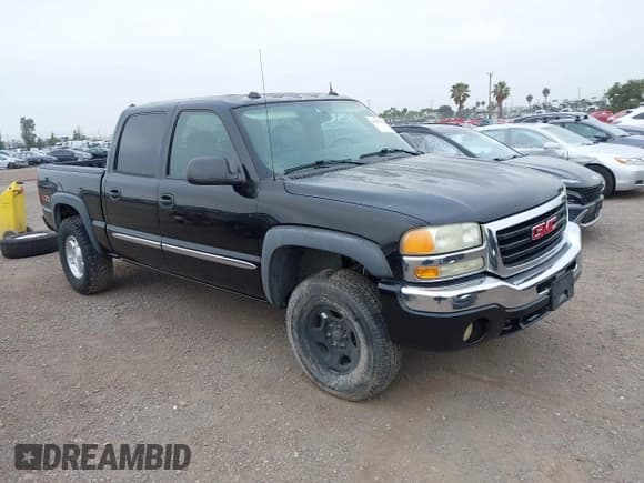 ✅ 2004 GMC Sierra 1500 SLE • VIN: 2GTEK13T641397008 • Лот: 42479122. Опубликован ранее на IAAI с пробегом 92 610 миль. Бесплатный доступ к архиву аукционных продаж из США и подробный отчёт об истории автомобиля на DreamBid. Изображение 1.