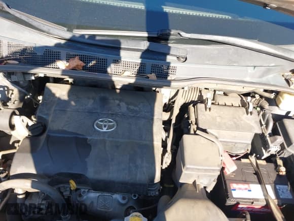 ✅ 2011 Toyota Sienna LE • VIN: 5TDKK3DCXBS035282 • Lot: 43722162. Listed on IAAI with 208,173 mi. Free auction sales archive from the USA and detailed vehicle history report at DreamBid. Image 10.