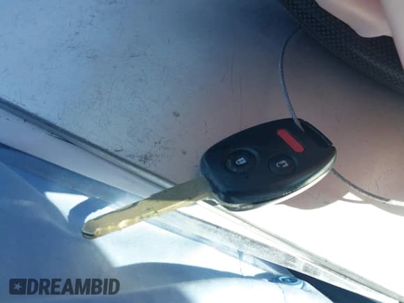 ✅ 2010 Honda Civic LX • VIN: 2HGFG1B69AH532374 • Lot: 41992887. Listed on IAAI with 125,962 mi. Free auction sales archive from the USA and detailed vehicle history report at DreamBid. Image 11.