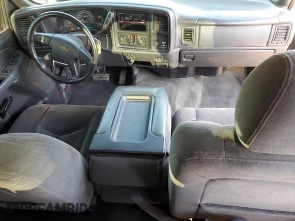 2007 Chevrolet Silverado 2500HD Work Truck with VIN 1GCHK29U97E176671, listed as a Copart auction lot 81140565 with 218,083 mi miles and Salvage title. Bid and sale history available at DreamBid. Image 8.