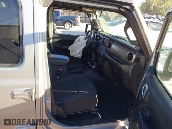 ✅ 2021 Jeep Wrangler Unlimited Sport S • VIN: 1C4HJXDN7MW592756 • Lot: 40592252. Wystawiony na IAAI z przebiegiem 70 248 mil. Bezpłatny archiwum sprzedaży aukcyjnych z USA i szczegółowy raport historii pojazdu na DreamBid. Zdjęcie 5.