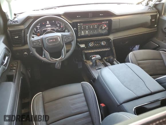 ✅ 2025 GMC Sierra 1500 AT4X • VIN: 3GTUUFE86SG134730 • Лот: 46269695. Опубликован ранее на Copart с пробегом 2 282 миль. Бесплатный доступ к архиву аукционных продаж из США и подробный отчёт об истории автомобиля на DreamBid. Изображение 8.