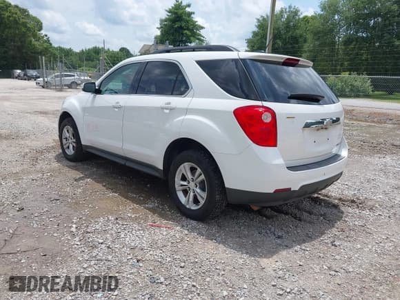 ✅ 2015 Chevrolet Equinox LT • VIN: 1GNALBEK1FZ120192 • Лот: 42505655. Опубликован ранее на IAAI с пробегом 177 774 миль. Бесплатный доступ к архиву аукционных продаж из США и подробный отчёт об истории автомобиля на DreamBid. Изображение 3.