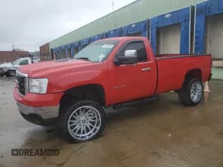 ✅ 2013 GMC Sierra 2500HD Work Truck • VIN: 1GT02ZCG4DZ182553 • Lot: 82496005. Listed on Copart with 111,178 mi. Free auction sales archive from the USA and detailed vehicle history report at DreamBid. Image 1.