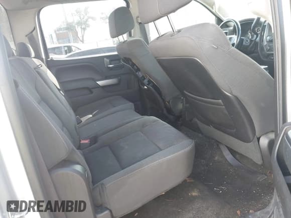 ✅ 2015 Chevrolet Silverado 2500HD LT • VIN: 1GC1KVEG6FF568941 • Lot: 41406046. Wystawiony na IAAI z przebiegiem 112 991 mil. Bezpłatny archiwum sprzedaży aukcyjnych z USA i szczegółowy raport historii pojazdu na DreamBid. Zdjęcie 8.