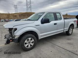 ✅ 2016 Ford F-150 XL • VIN: 1FTEX1EPXGFA37576 • Lot: 91072895. Listed on Copart with 241,446 mi. Free auction sales archive from the USA and detailed vehicle history report at DreamBid. Image 1.