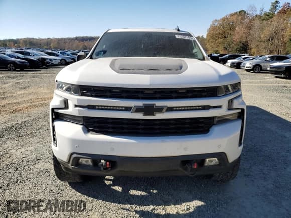 ✅ 2019 Chevrolet Silverado 1500 RST • VIN: 3GCUYEEDXKG104609 • Lot: 82207585. Wystawiony na Copart z przebiegiem 142 831 mil. Bezpłatny archiwum sprzedaży aukcyjnych z USA i szczegółowy raport historii pojazdu na DreamBid. Zdjęcie 5.