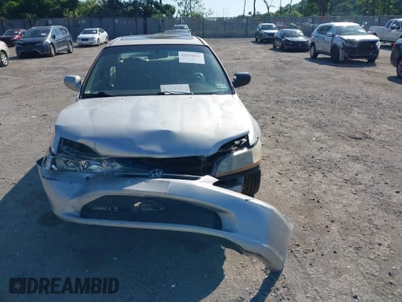 ✅ 1999 Honda Accord EX • VIN: 1HGCG5550XA097555 • Лот: 42539662. Опубликован ранее на IAAI с пробегом 299 147 миль. Бесплатный доступ к архиву аукционных продаж из США и подробный отчёт об истории автомобиля на DreamBid. Изображение 13.