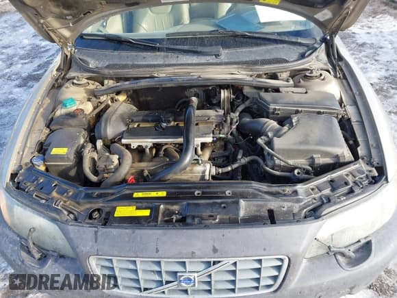 ✅ 2004 Volvo V70 XC Cross Country • VIN: YV1SZ59H941142992 • Lot: 43836636. Wystawiony na IAAI z przebiegiem 111 557 mil. Bezpłatny archiwum sprzedaży aukcyjnych z USA i szczegółowy raport historii pojazdu na DreamBid. Zdjęcie 10.