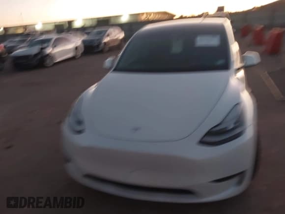 ✅ 2022 Tesla Model Y Long Range • VIN: 7SAYGDEE8NF357061 • Lot: 43539196. Listed on IAAI with 108,074 mi. Free auction sales archive from the USA and detailed vehicle history report at DreamBid. Image 6.