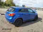 2015 Mitsubishi Outlander ES с VIN 4A4AR3AU2FE028609, выставлен на аукционе Copart как лот 86311725 с пробегом 65 692 миль миль и Списание • Salvage title. История ставок и продаж доступна на DreamBid. Изображение 3.