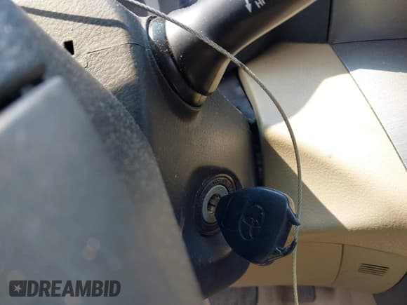 ✅ 2012 Toyota RAV4 • VIN: 2T3BF4DV6CW178984 • Lot: 42400513. Listed on IAAI with 209,626 mi. Free auction sales archive from the USA and detailed vehicle history report at DreamBid. Image 11.