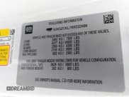 ✅ 2024 GMC Yukon AT4 • VIN: 1GKS2CKL7RR332686 • Lot: 42713210. Wystawiony na IAAI z przebiegiem 18 900 mil. Bezpłatny archiwum sprzedaży aukcyjnych z USA i szczegółowy raport historii pojazdu na DreamBid. Zdjęcie 9.