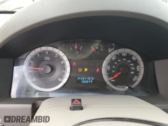 ✅ 2008 Ford Escape XLS • VIN: 1FMCU02Z58KB35743 • Lot: 54830015. Listed on Copart with 166,643 mi. Free auction sales archive from the USA and detailed vehicle history report at DreamBid. Image 9.