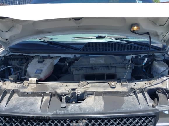 ✅ 2018 Chevrolet Express Cargo • VIN: 1GCWGAFP9J1247366 • Lot: 42543690. Listed on IAAI with 100,581 mi. Free auction sales archive from the USA and detailed vehicle history report at DreamBid. Image 10.