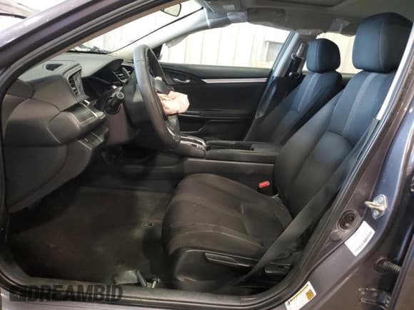 ✅ 2017 Honda Civic EX • VIN: 2HGFC2F7XHH530244 • Лот: 92415955. Опубликован ранее на Copart с пробегом Не указан. Бесплатный доступ к архиву аукционных продаж из США и подробный отчёт об истории автомобиля на DreamBid. Изображение 7.