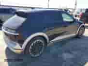 2022 Hyundai Ioniq 5 Limited z VIN KM8KRDAFXNU091363, wystawiony jako Copart lot #48925984 z przebiegiem 29 203 mil mil oraz . Historia ofert i sprzedaży dostępna na DreamBid. Obrazek 3.