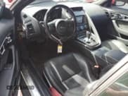 ✅ 2016 Jaguar F-Type S • VIN: SAJWJ6BV7G8K34037 • Lot: 68911535. Wystawiony na Copart z przebiegiem 133 837 mil. Bezpłatny archiwum sprzedaży aukcyjnych z USA i szczegółowy raport historii pojazdu na DreamBid. Zdjęcie 8.