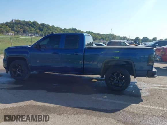 ✅ 2017 GMC Sierra 1500 • VIN: 1GTV2LEC9HZ396442 • Лот: 43440663. Опубликован ранее на IAAI с пробегом 94 076 миль. Бесплатный доступ к архиву аукционных продаж из США и подробный отчёт об истории автомобиля на DreamBid. Изображение 14.