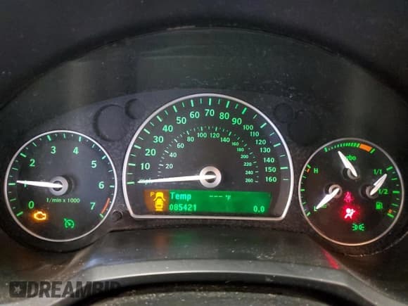 ✅ 2007 Saab 9-3 Aero • VIN: YS3FH71U476105718 • Lot: 71498225. Wystawiony na Copart z przebiegiem 85 421 mil. Bezpłatny archiwum sprzedaży aukcyjnych z USA i szczegółowy raport historii pojazdu na DreamBid. Zdjęcie 9.