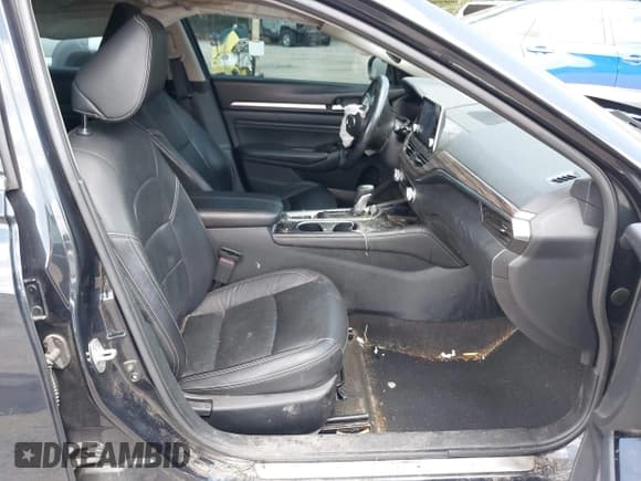 ✅ 2022 Nissan Altima SL • VIN: 1N4BL4EV5NN319129 • Lot: 42710231. Wystawiony na IAAI z przebiegiem 92 340 mil. Bezpłatny archiwum sprzedaży aukcyjnych z USA i szczegółowy raport historii pojazdu na DreamBid. Zdjęcie 5.