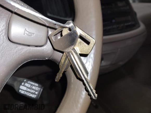 ✅ 1997 Toyota Previa DX • VIN: JT3HK22M3V1067433 • Lot: 42363942. Listed on IAAI with 211,105 mi. Free auction sales archive from the USA and detailed vehicle history report at DreamBid. Image 11.