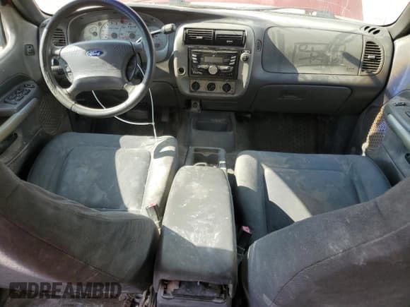 ✅ 2002 Ford Explorer Sport Trac Value • VIN: 1FMZU67E32UC69486 • Лот: 66025815. Опубликован ранее на Copart с пробегом 248 998 миль. Бесплатный доступ к архиву аукционных продаж из США и подробный отчёт об истории автомобиля на DreamBid. Изображение 8.