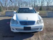 ✅ 2006 Mercedes-Benz C 280 Luxury • VIN: WDBRF92J06F755914 • Lot: 41886528. Wystawiony na IAAI z przebiegiem 182 423 mil. Bezpłatny archiwum sprzedaży aukcyjnych z USA i szczegółowy raport historii pojazdu na DreamBid. Zdjęcie 12.