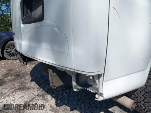 ✅ 2017 Chevrolet Express Cargo • VIN: 1GCZGHFF9H1136193 • Lot: 42502511. Listed on IAAI with 149,458 mi. Free auction sales archive from the USA and detailed vehicle history report at DreamBid. Image 18.